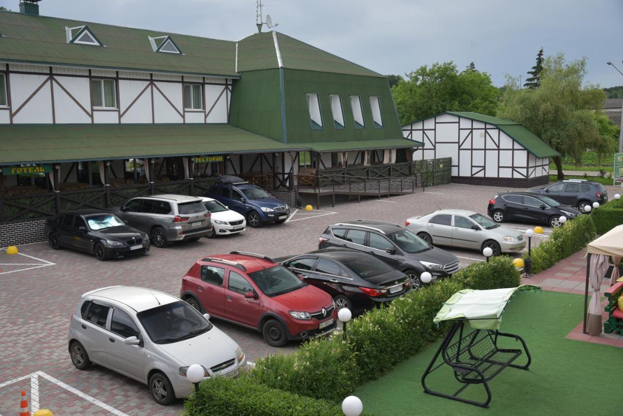 Hotel Lubenska Sloboda Olshanka Екстериор снимка