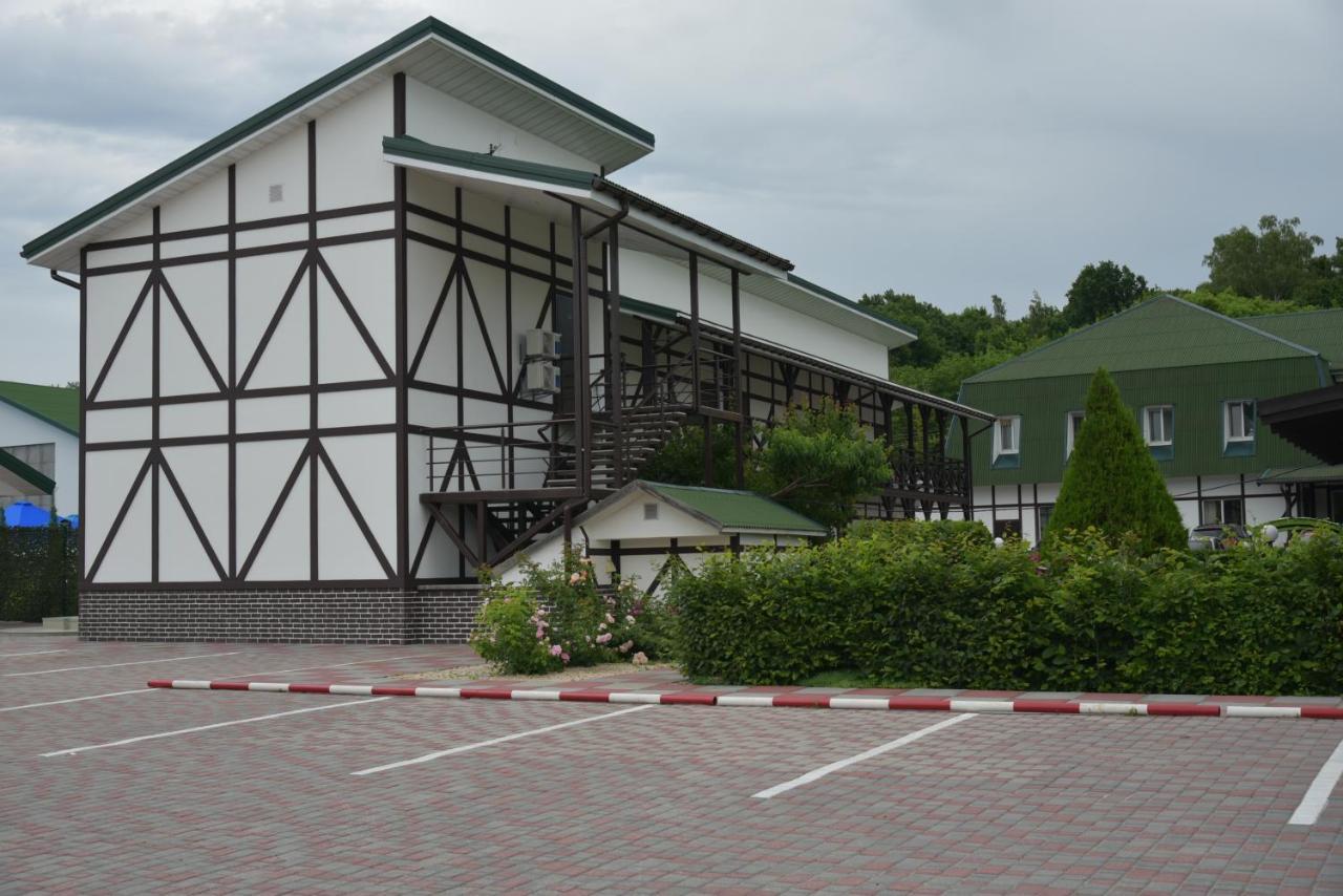 Hotel Lubenska Sloboda Olshanka Екстериор снимка