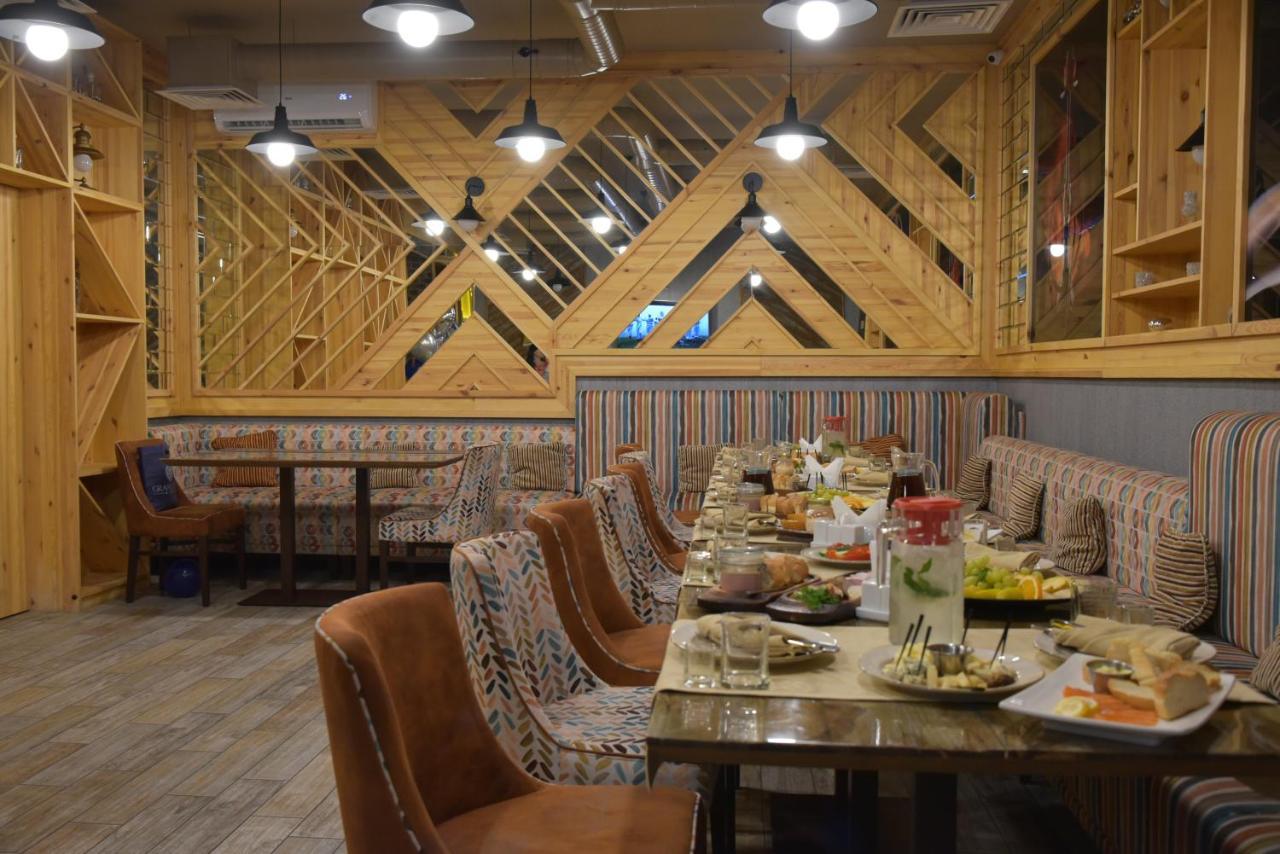 Hotel Lubenska Sloboda Olshanka Екстериор снимка