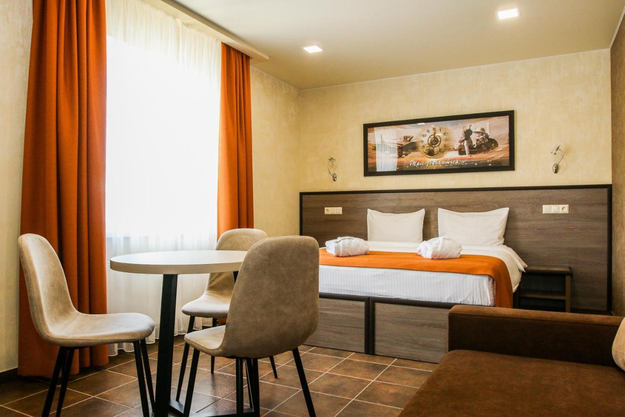 Hotel Lubenska Sloboda Olshanka Екстериор снимка