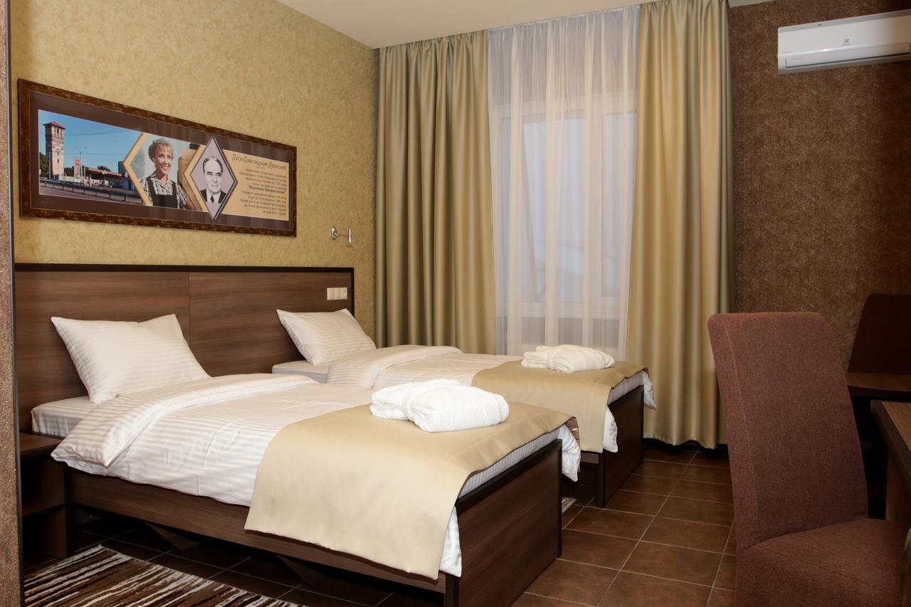 Hotel Lubenska Sloboda Olshanka Екстериор снимка