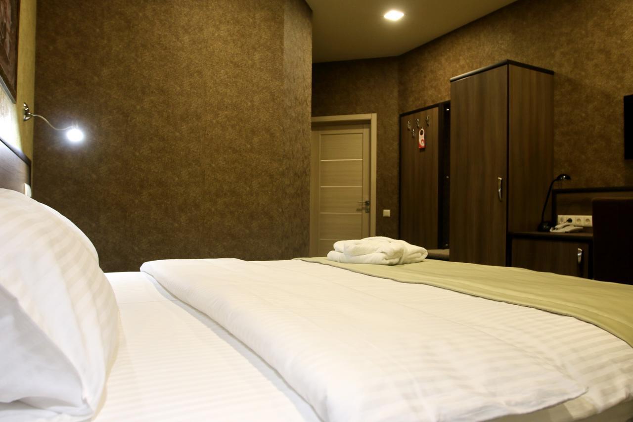 Hotel Lubenska Sloboda Olshanka Екстериор снимка